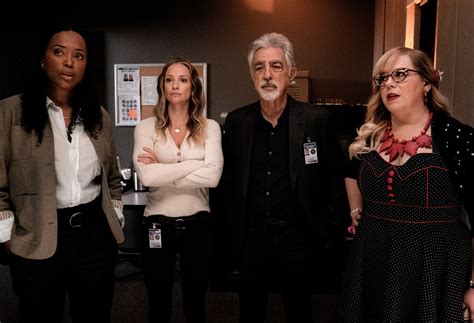 Criminal Minds: Evolutions AJ Cook on Directing and。